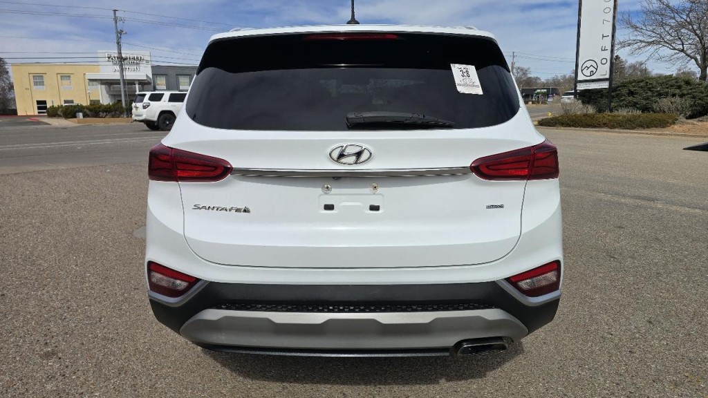 2019 Hyundai Santa Fe Image 3