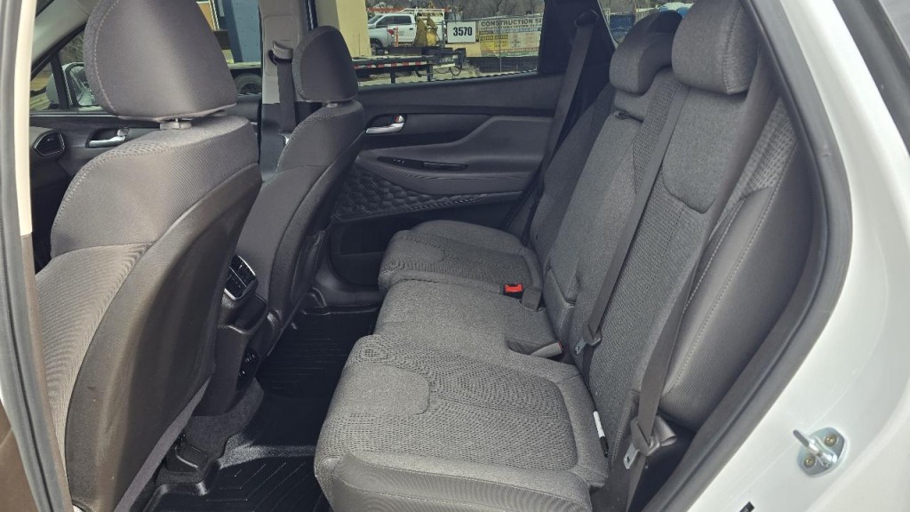 2019 Hyundai Santa Fe Image 10