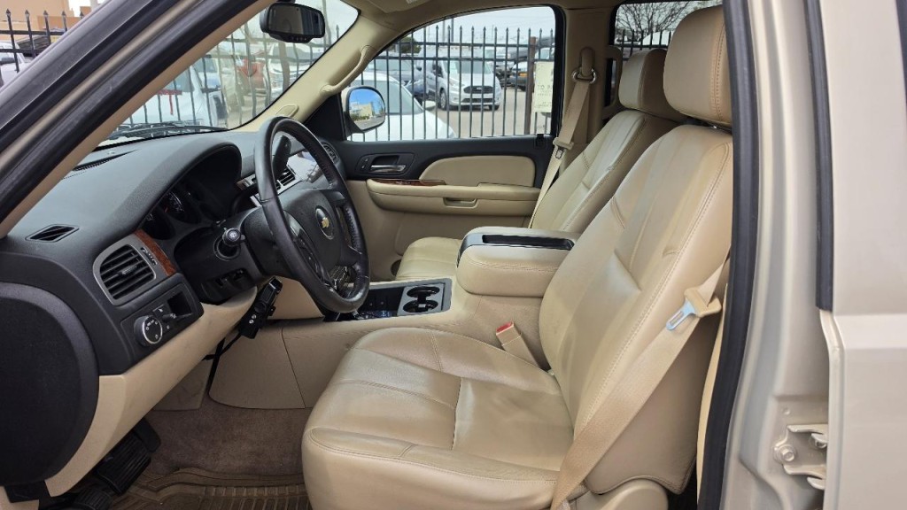 2008 Chevrolet Tahoe Image 10
