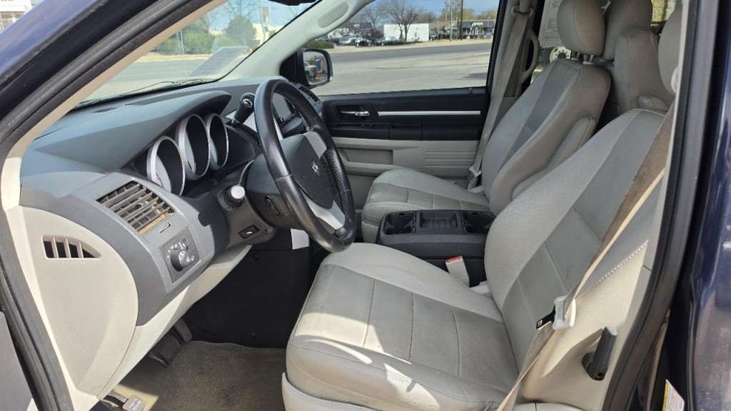 2008 Dodge Grand Caravan Image 8