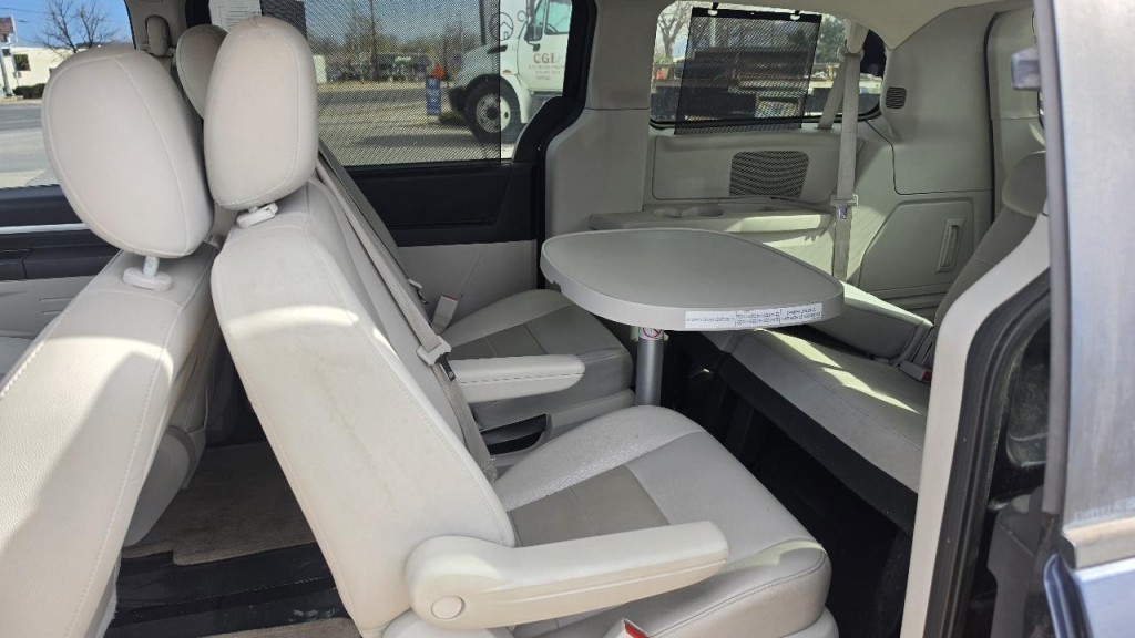 2008 Dodge Grand Caravan Image 9