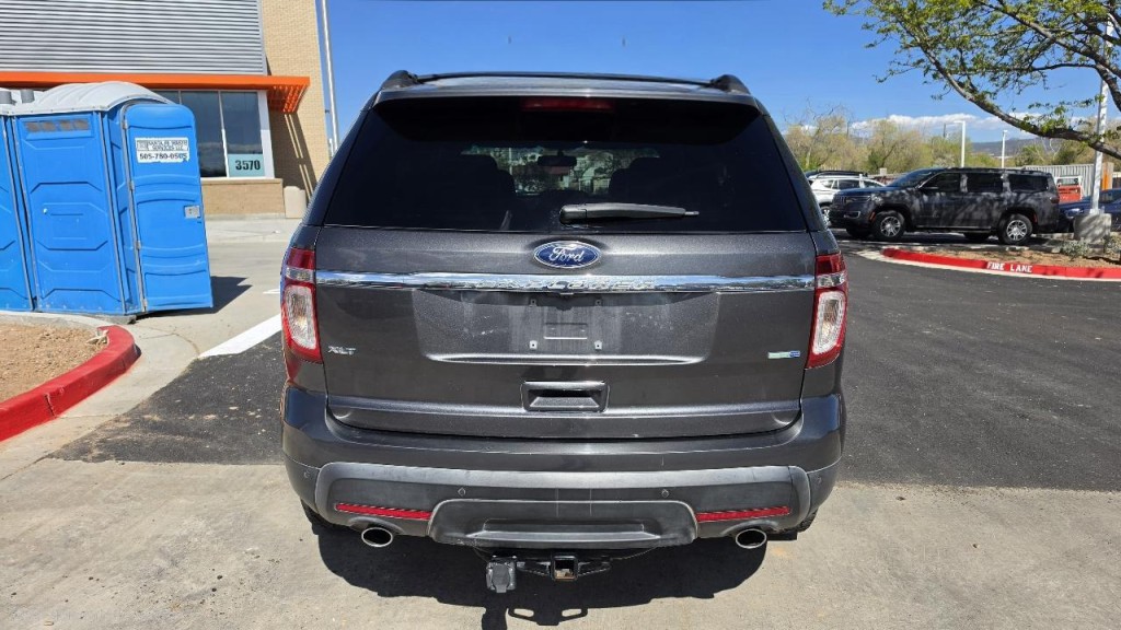 2015 Ford Explorer Image 3