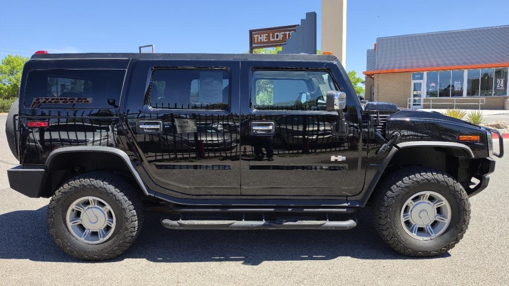 2005 HUMMER H2 Image 4