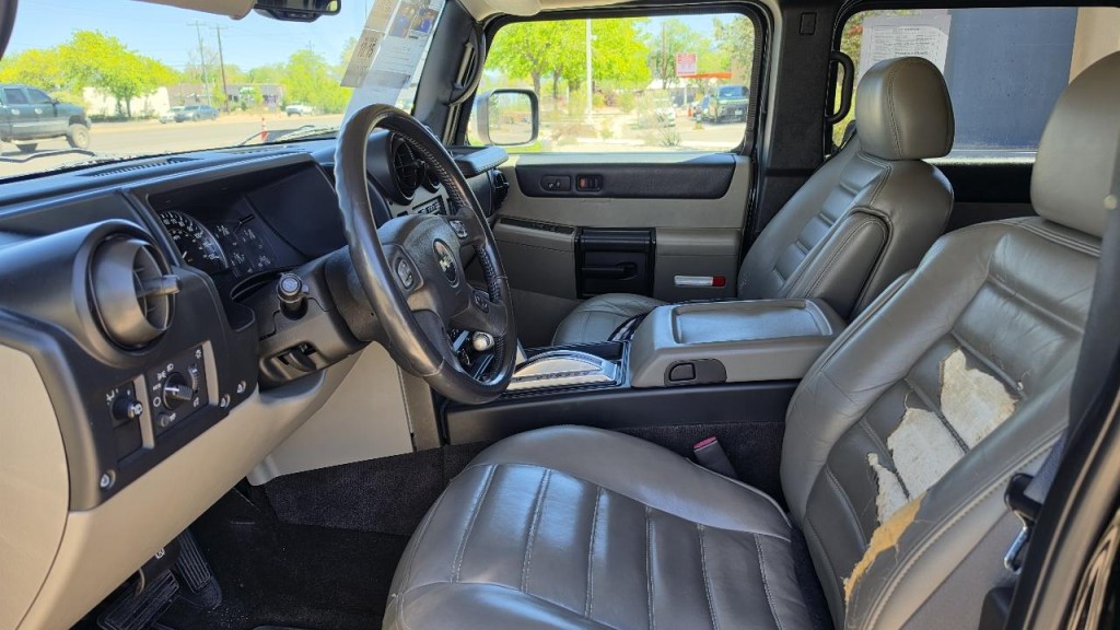 2005 HUMMER H2 Image 9