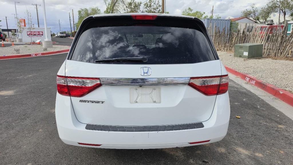 2012 Honda Odyssey Image 3