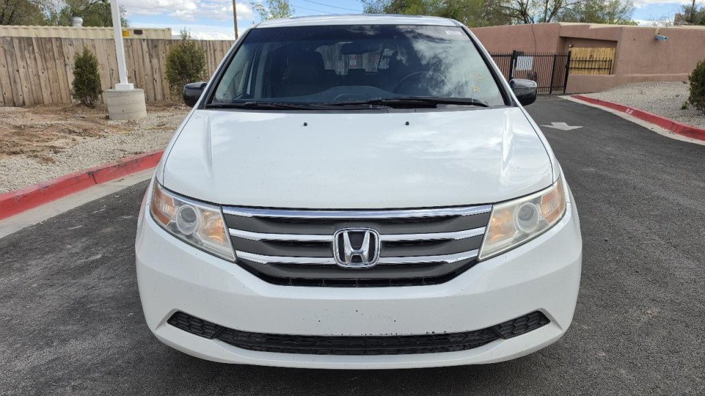 2012 Honda Odyssey Image 6