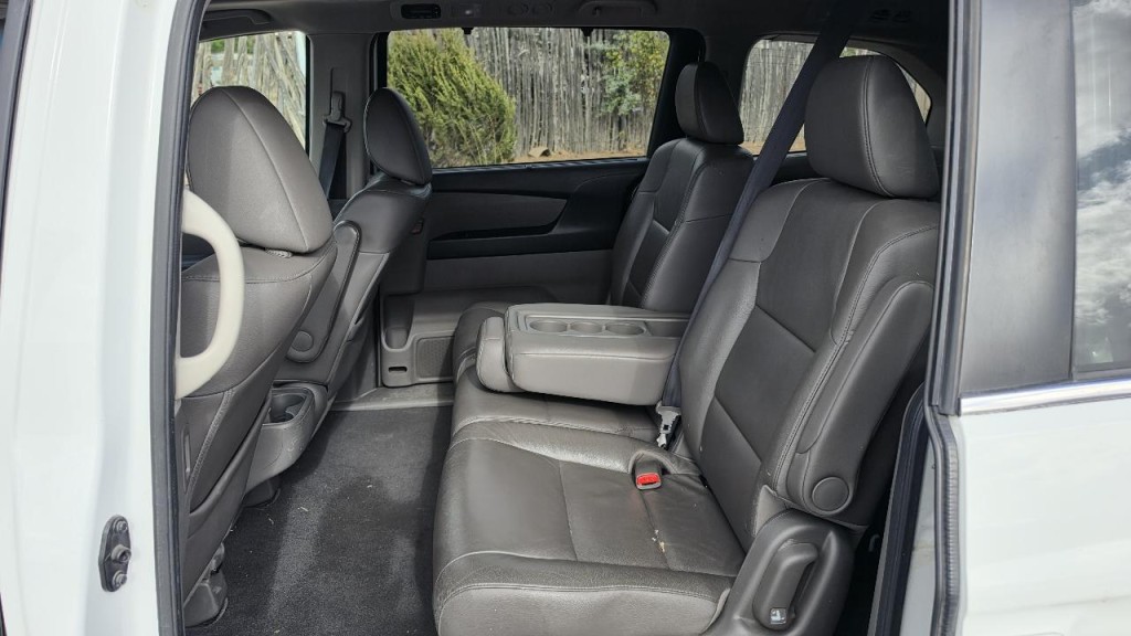 2012 Honda Odyssey Image 10