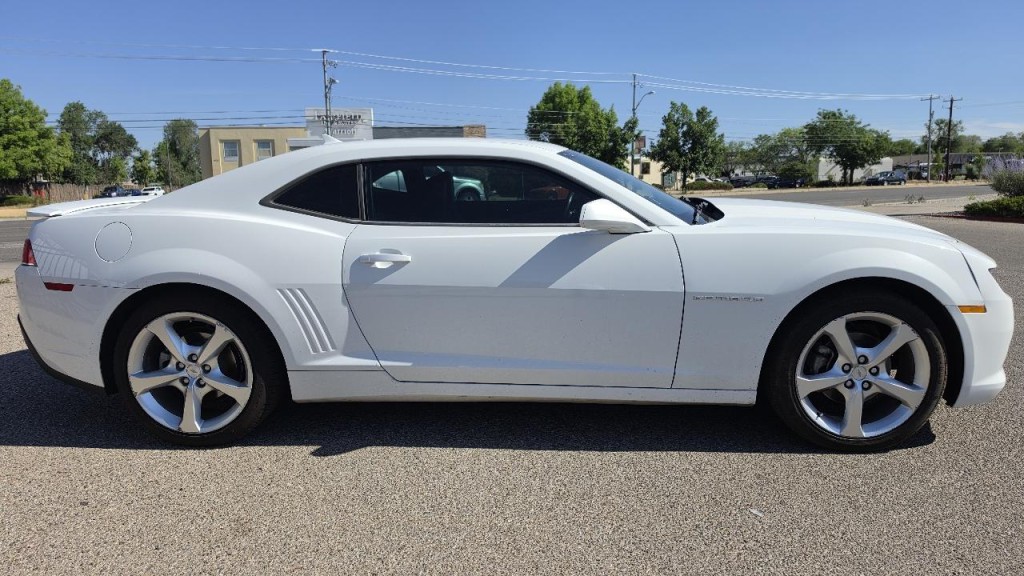 2015 Chevrolet Camaro Image 4