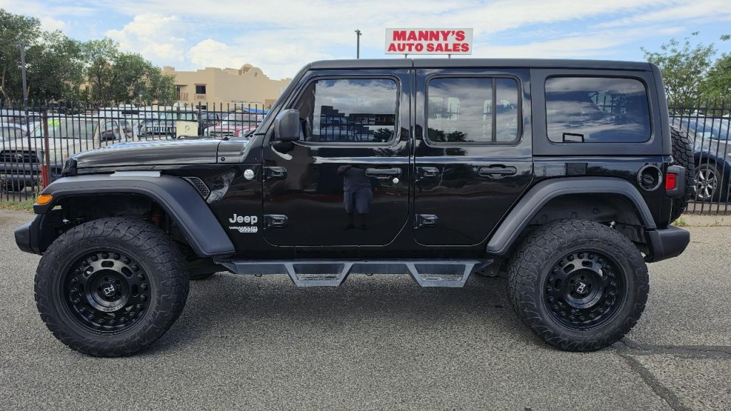 2018 Jeep Wrangler Image 2