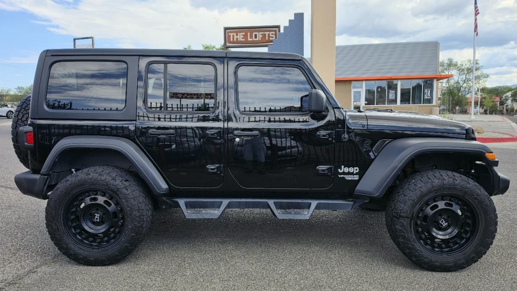 2018 Jeep Wrangler Image 4