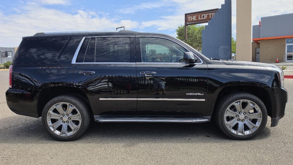 2016 GMC Yukon Image 5