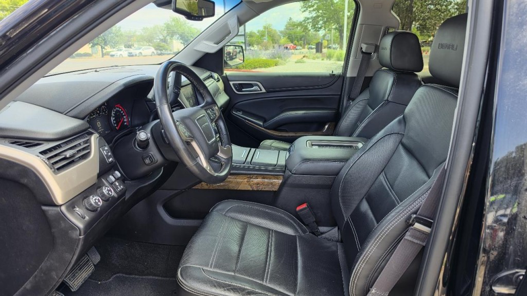 2016 GMC Yukon Image 10