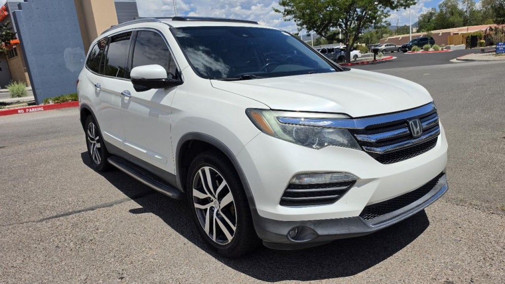2017 Honda Pilot Image 5