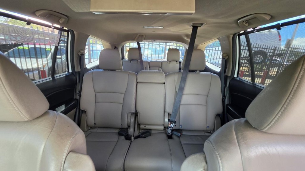 2017 Honda Pilot Image 11