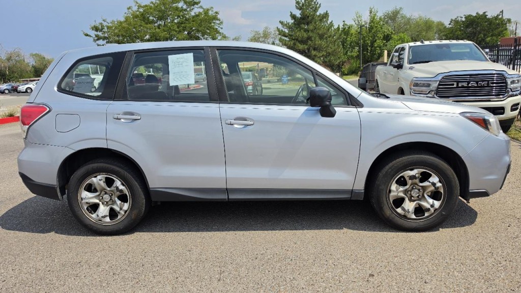 2017 Subaru Forester Image 4