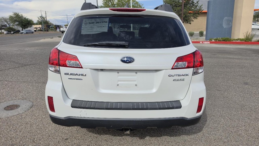 2014 Subaru Outback Image 3