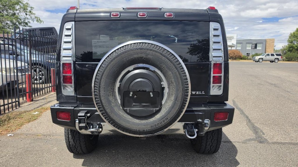 2005 HUMMER H2 Image 3
