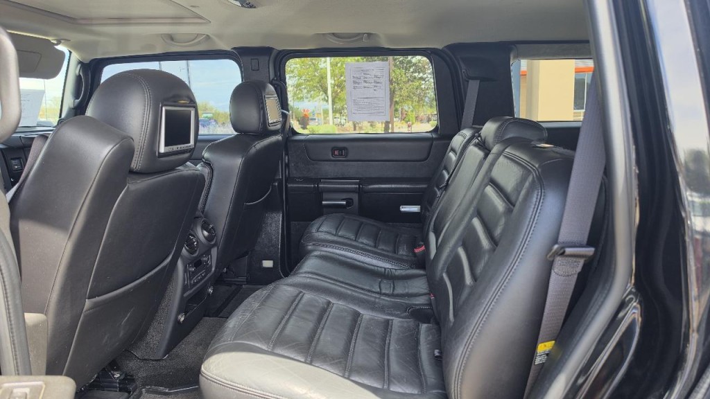 2005 HUMMER H2 Image 10
