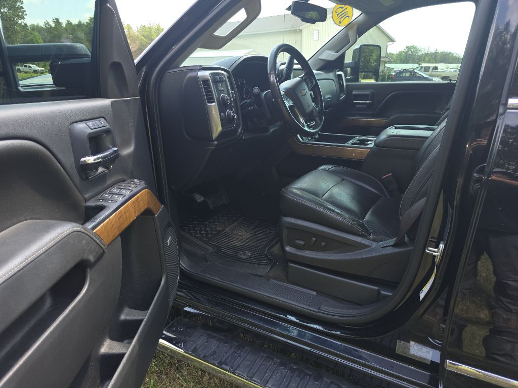 2015 Chevrolet Silverado 1500 Image 12
