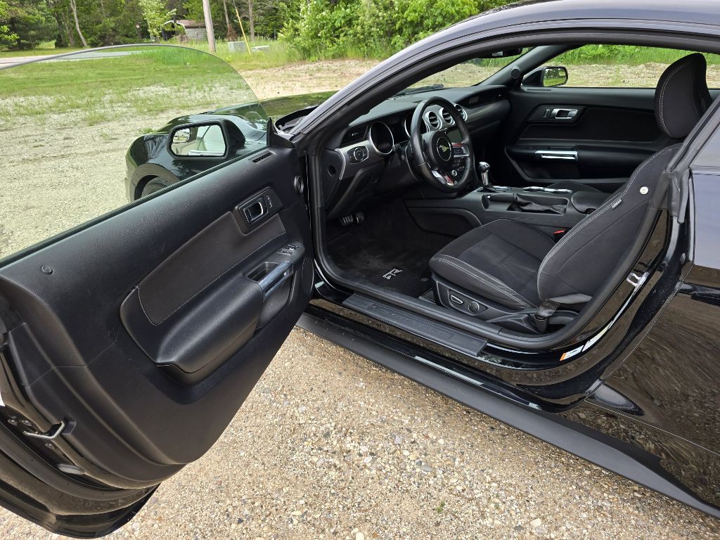 2018 Ford Mustang Image 7