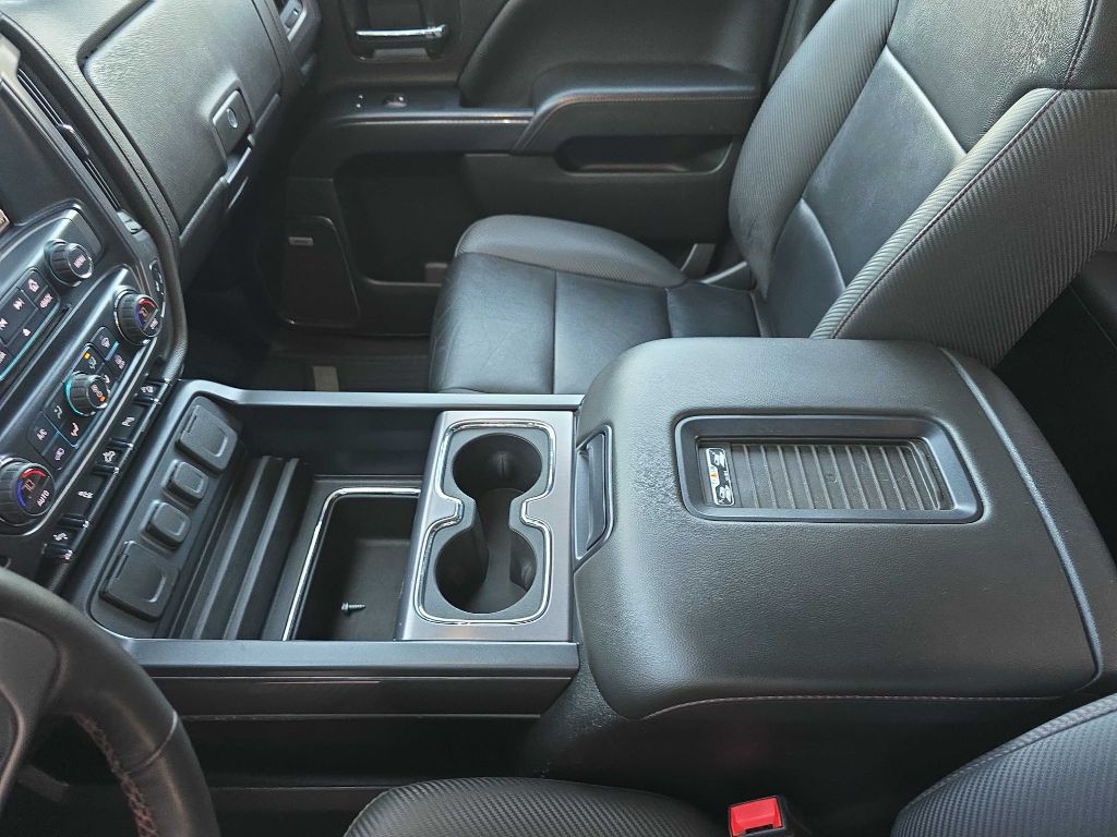 2018 GMC Sierra Image 16