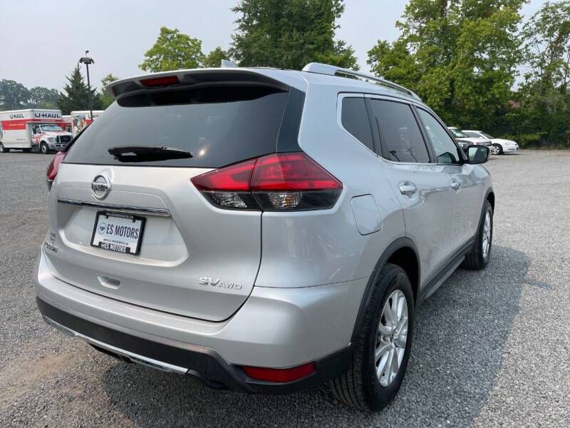 2017 Nissan Rogue Image 4