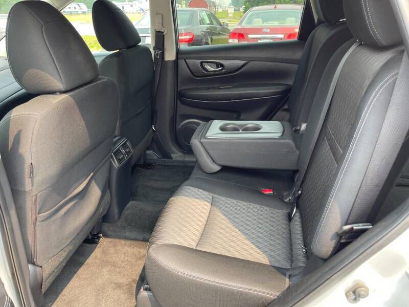 2017 Nissan Rogue Image 14
