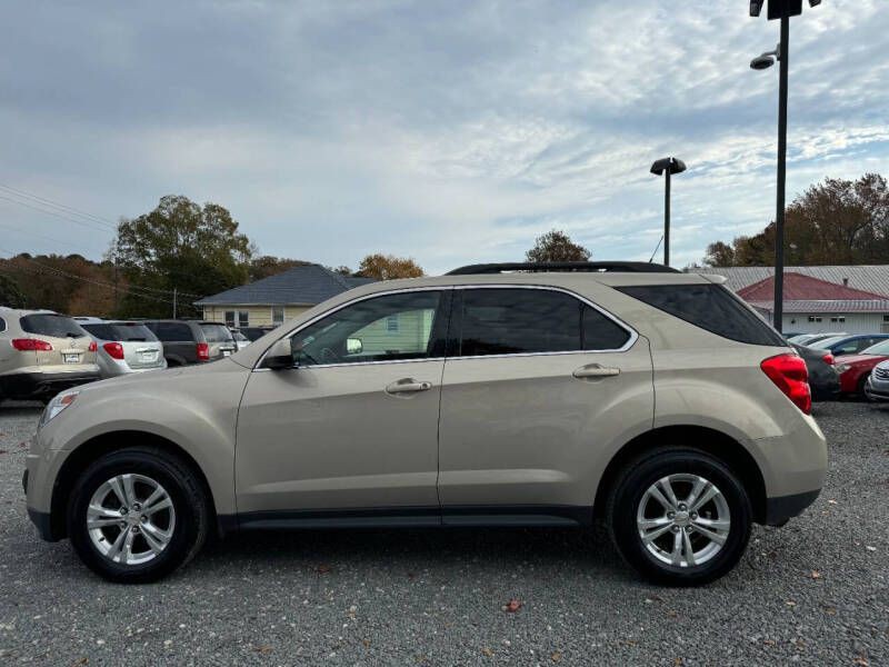 2011 Chevrolet Equinox Image 2
