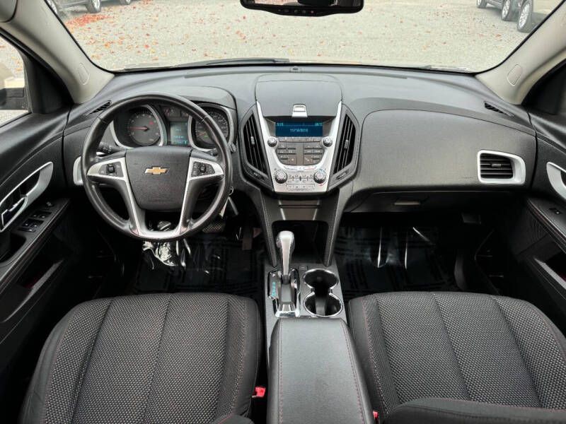 2011 Chevrolet Equinox Image 14