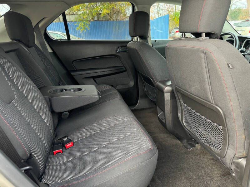 2011 Chevrolet Equinox Image 19