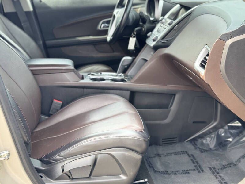 2012 Chevrolet Equinox Image 22
