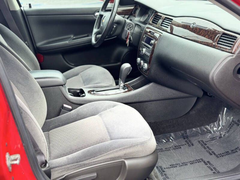 2013 Chevrolet Impala Image 18