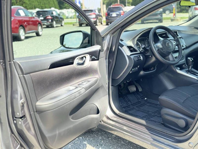 2018 Nissan Sentra Image 7
