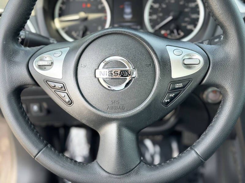 2018 Nissan Sentra Image 9