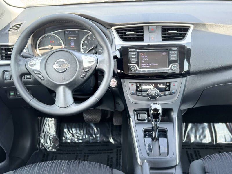 2018 Nissan Sentra Image 14
