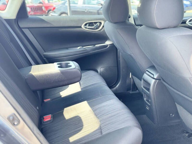 2018 Nissan Sentra Image 17