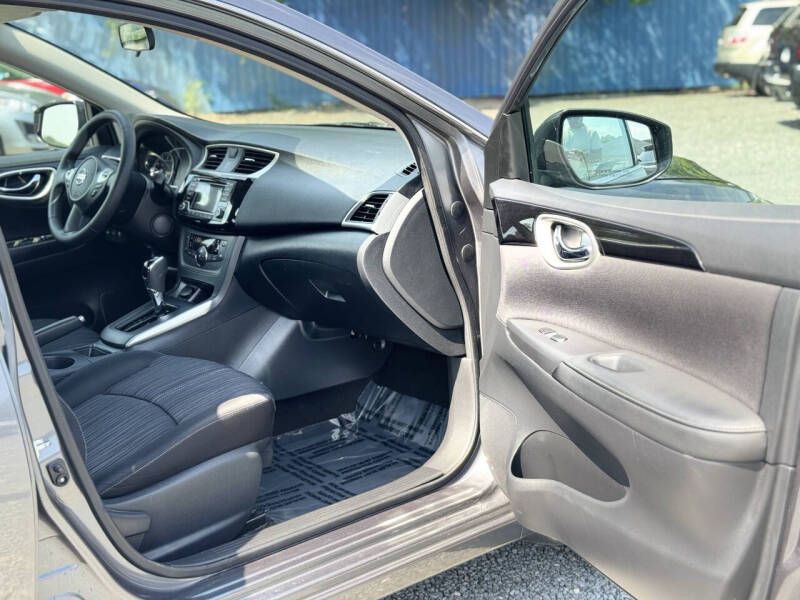 2018 Nissan Sentra Image 18