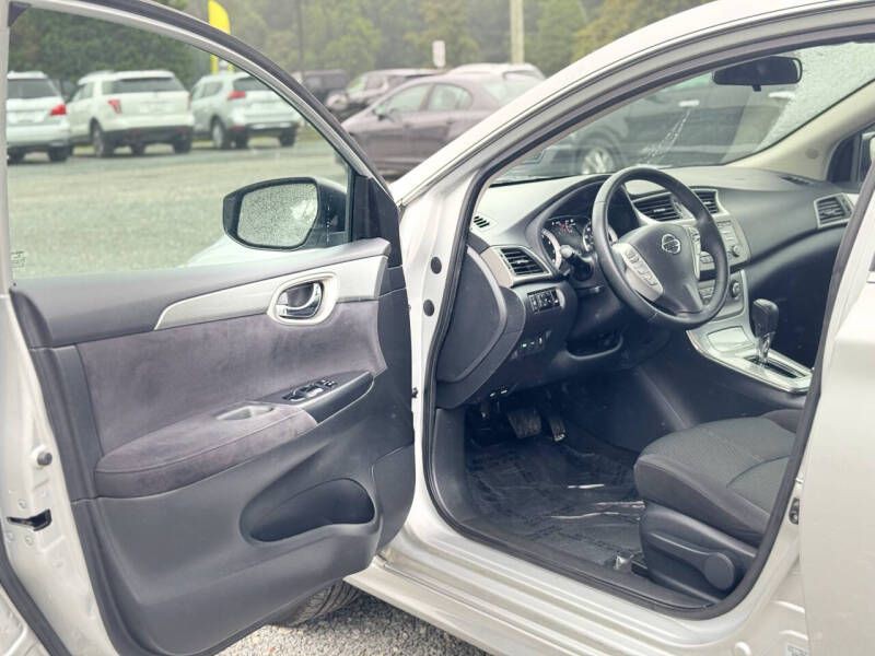 2014 Nissan Sentra Image 7