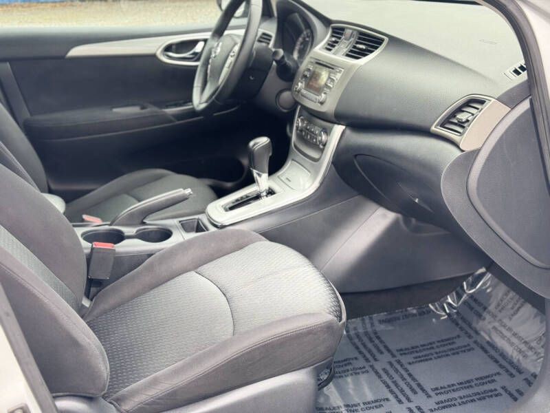 2014 Nissan Sentra Image 20