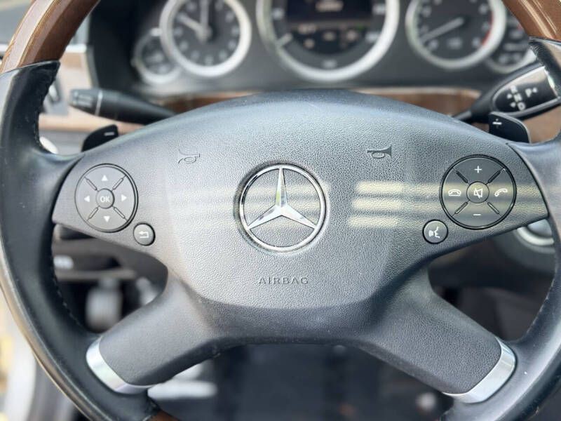 2013 Mercedes-Benz E-Class Image 10