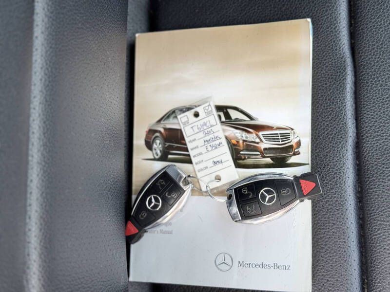 2013 Mercedes-Benz E-Class Image 23
