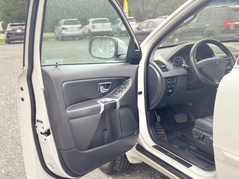 2013 Volvo XC90 Image 8