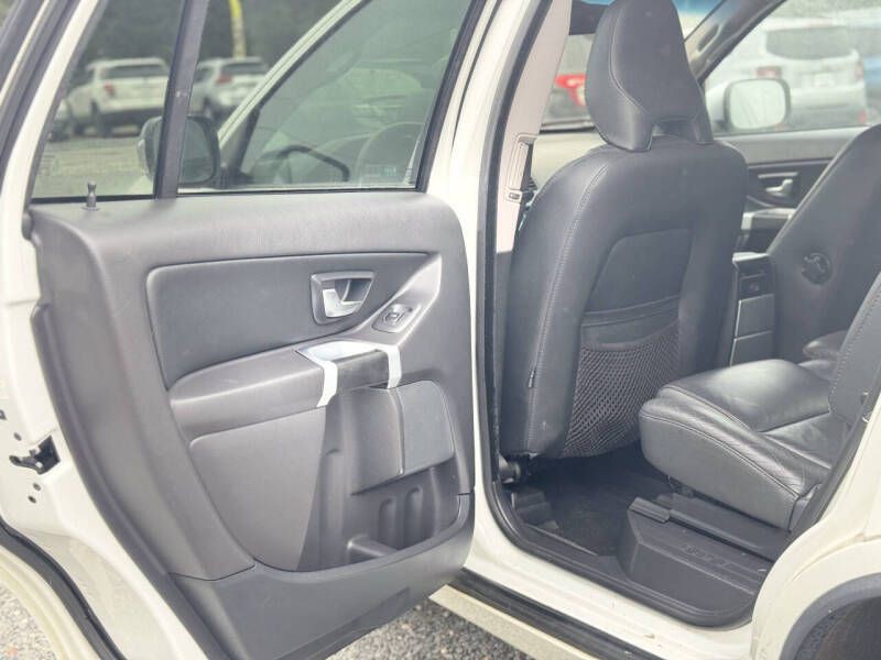 2013 Volvo XC90 Image 13