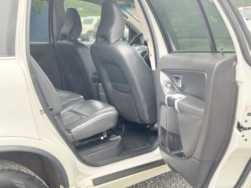 2013 Volvo XC90 Image 18