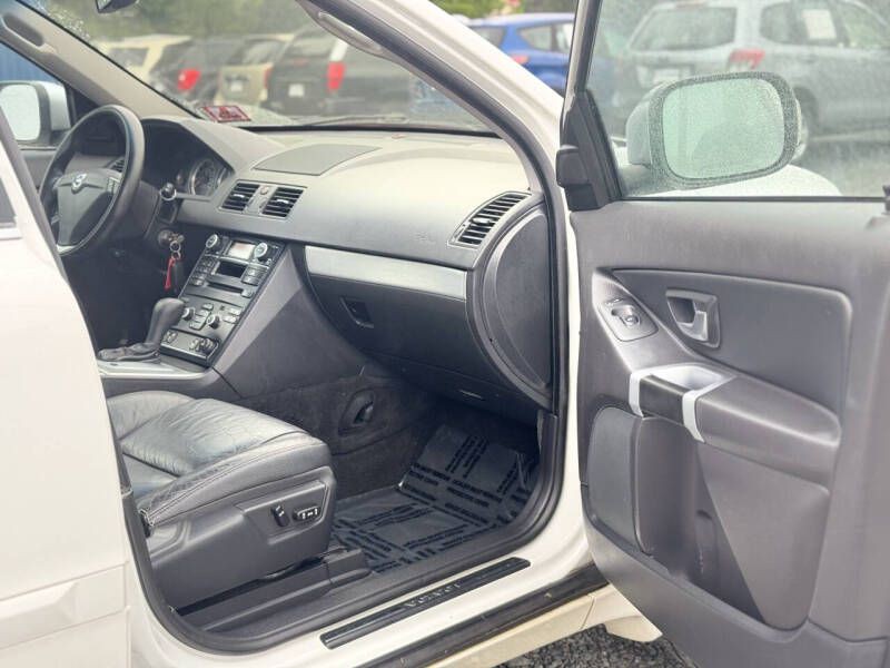 2013 Volvo XC90 Image 20