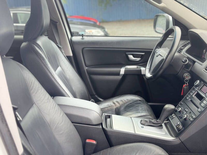 2013 Volvo XC90 Image 21