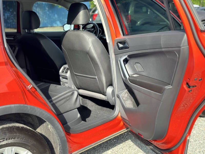 2018 Volkswagen Tiguan Image 17