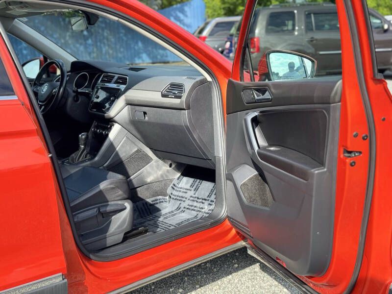 2018 Volkswagen Tiguan Image 19