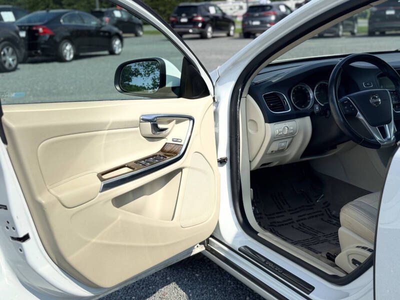 2013 Volvo S60 Image 8