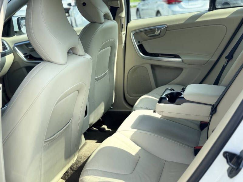 2013 Volvo S60 Image 14